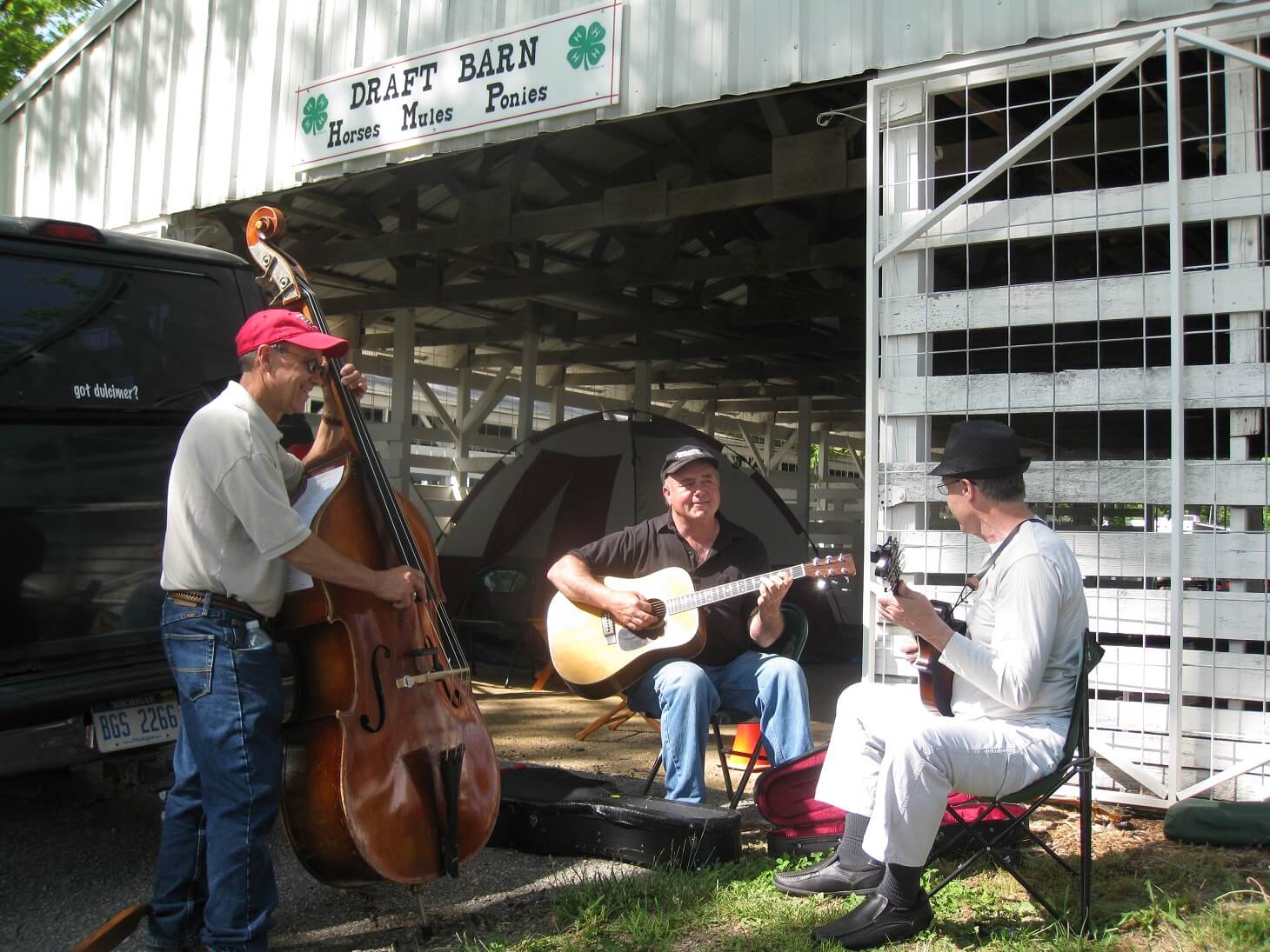 Jams at the TriState Bluegrass festival, Kendallville, IN